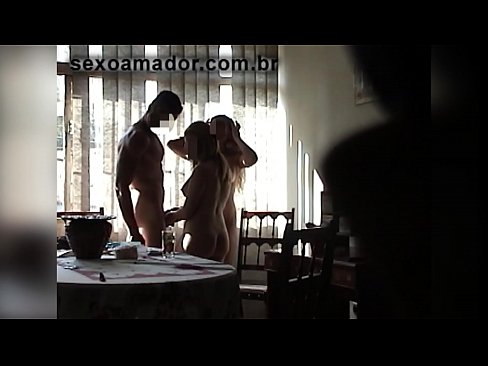❤️ Os amigos sexuais invitan a un home xigante e a un trío con el ️ Vídeo anal a nós gl.gayasianporn.ru