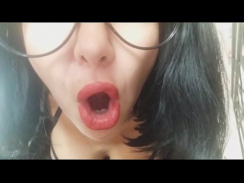 ❤️ Querida, a túa madrastra non te deixa ir hoxe á escola... necesitote demasiado... ️ Vídeo anal a nós gl.gayasianporn.ru